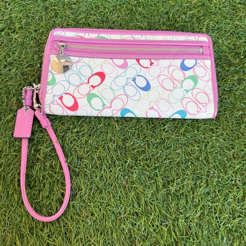 Vtg Coach Chelsea Wallet Multi Color Rainbow Monogram Zip Around Wristlet Pink